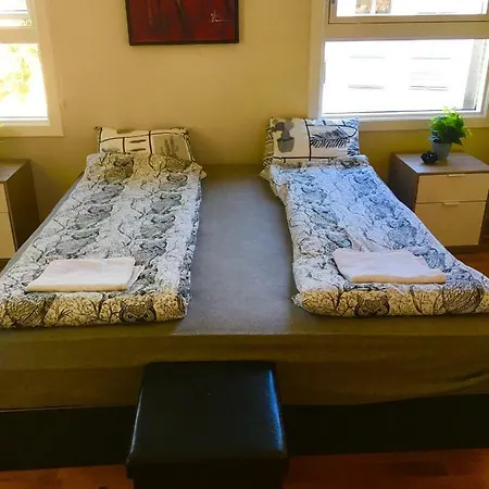 Проживание в семье Cosy Bright Near The Royal Castle